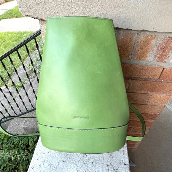 Dooney & Bourke Vintage Alto Pyramid Italy Rare Green Sling Backpack Bag - Picture 2 of 14